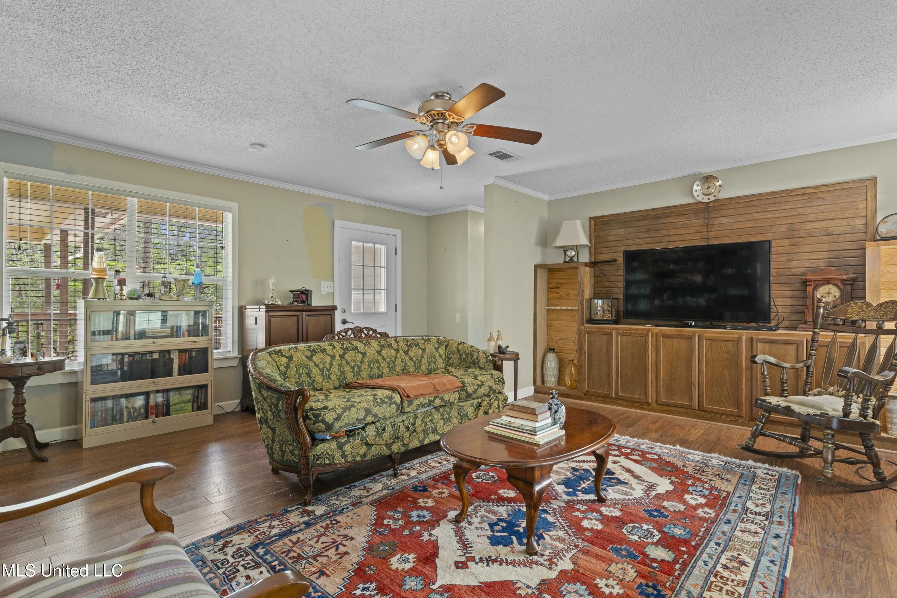 15075 Ponotoc Drive, Kiln, Mississippi image 5