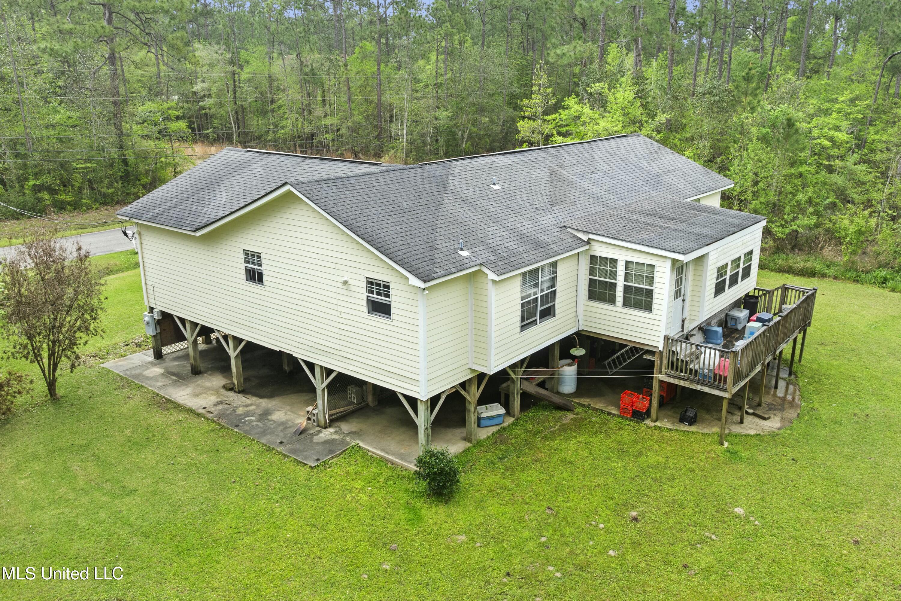 15075 Ponotoc Drive, Kiln, Mississippi image 23