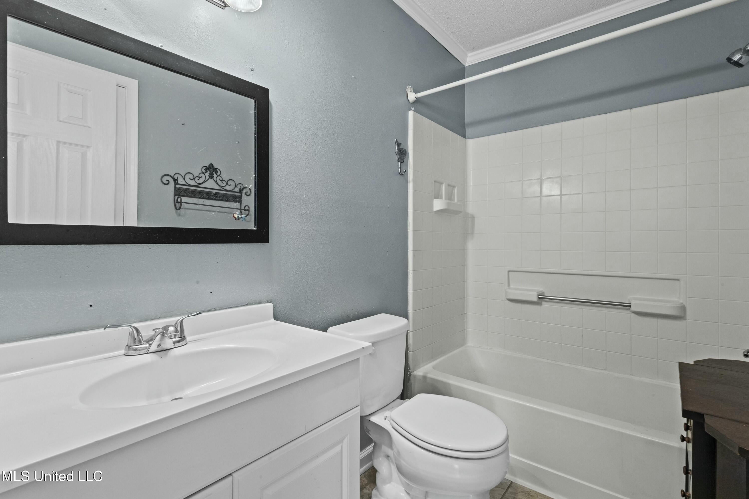 15075 Ponotoc Drive, Kiln, Mississippi image 18