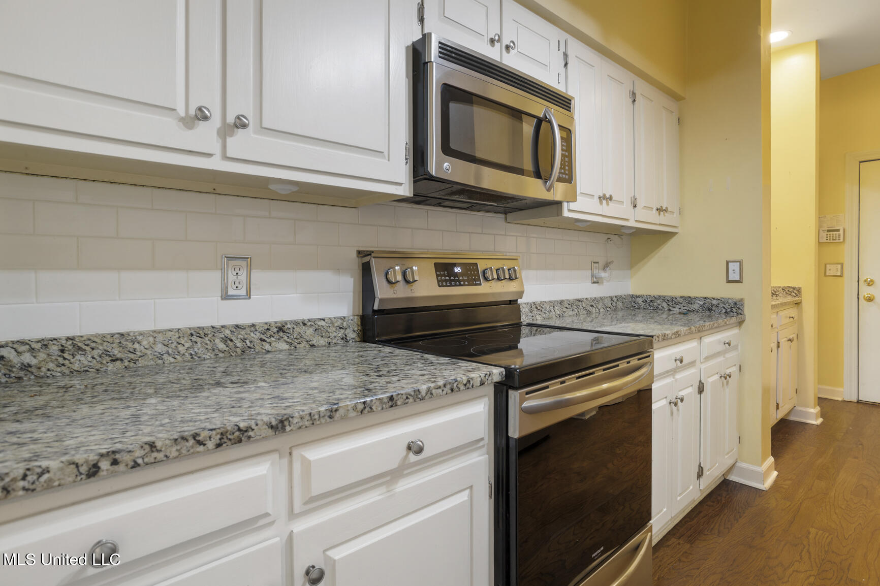 246 Eastbrooke Street, Jackson, Mississippi image 26