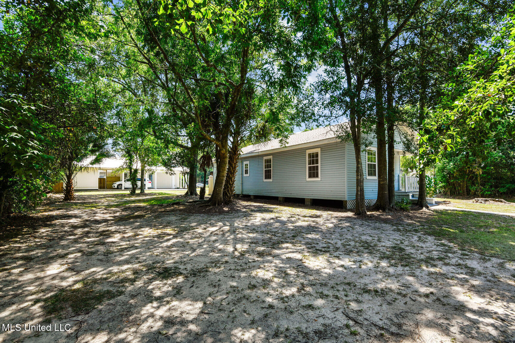 301 N Necaise Avenue, Bay Saint Louis, Mississippi image 3