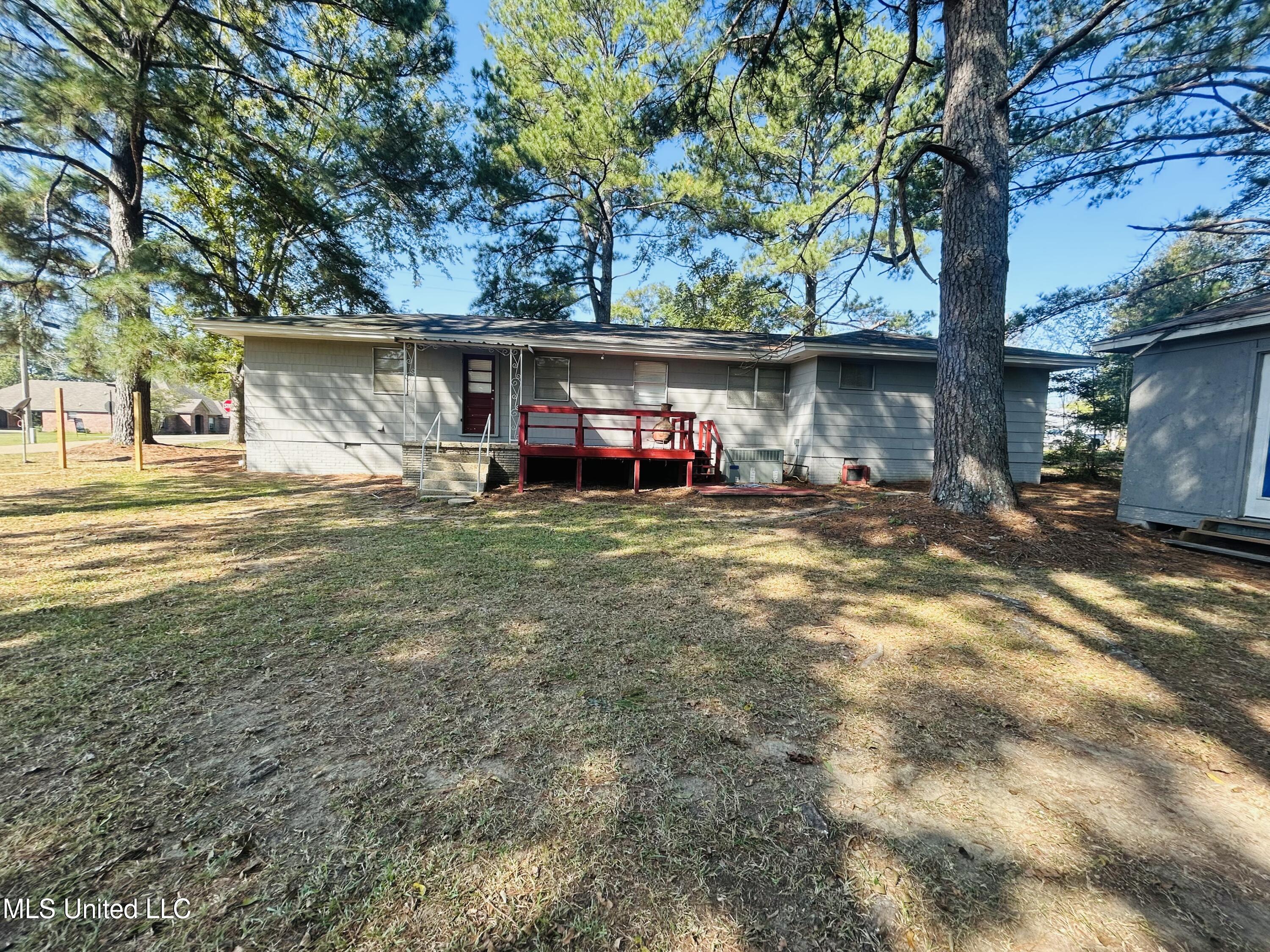 207 Warren Avenue, Pelahatchie, Mississippi image 2