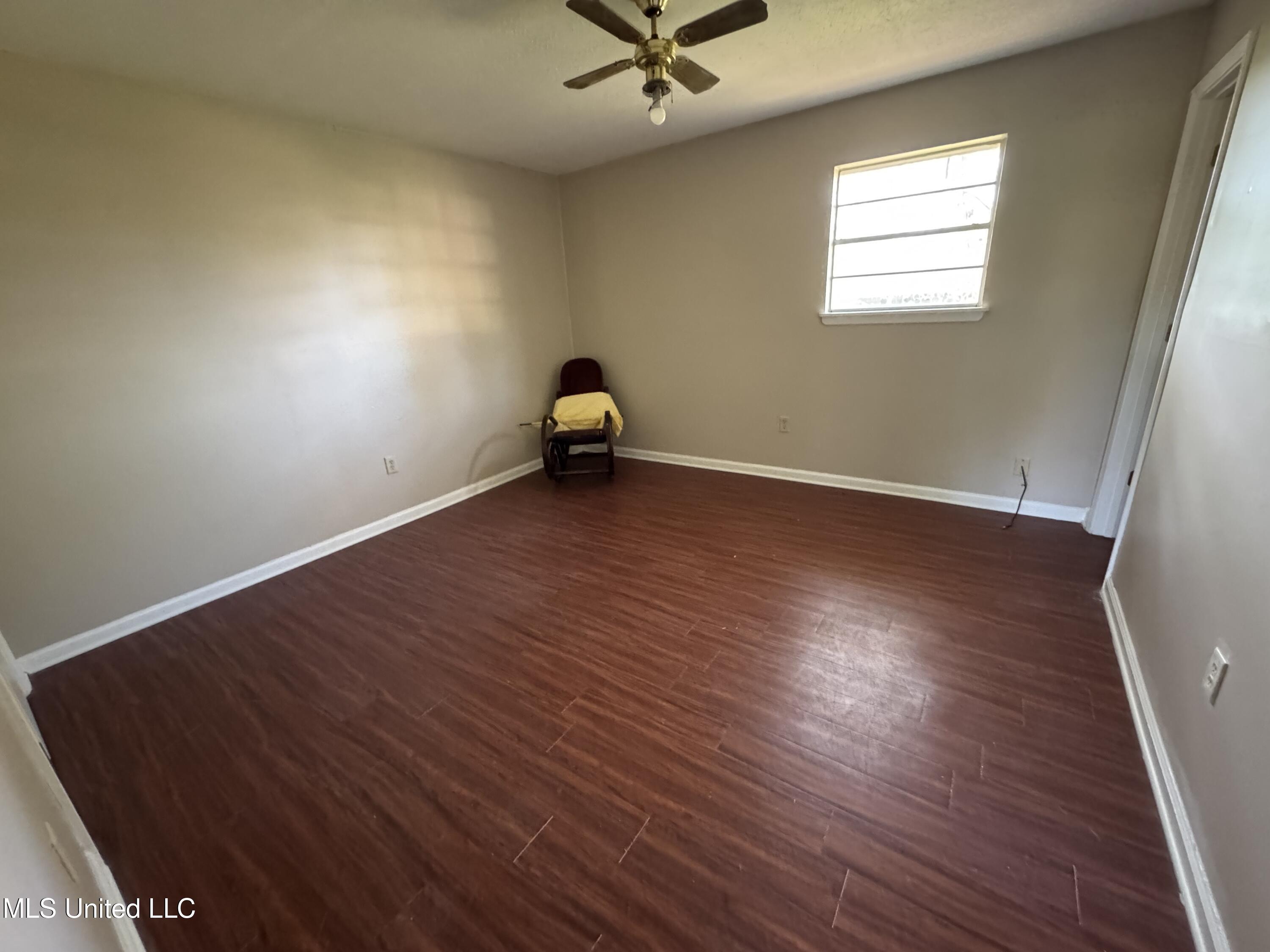 240 W Lee Drive, Clarksdale, Mississippi image 11