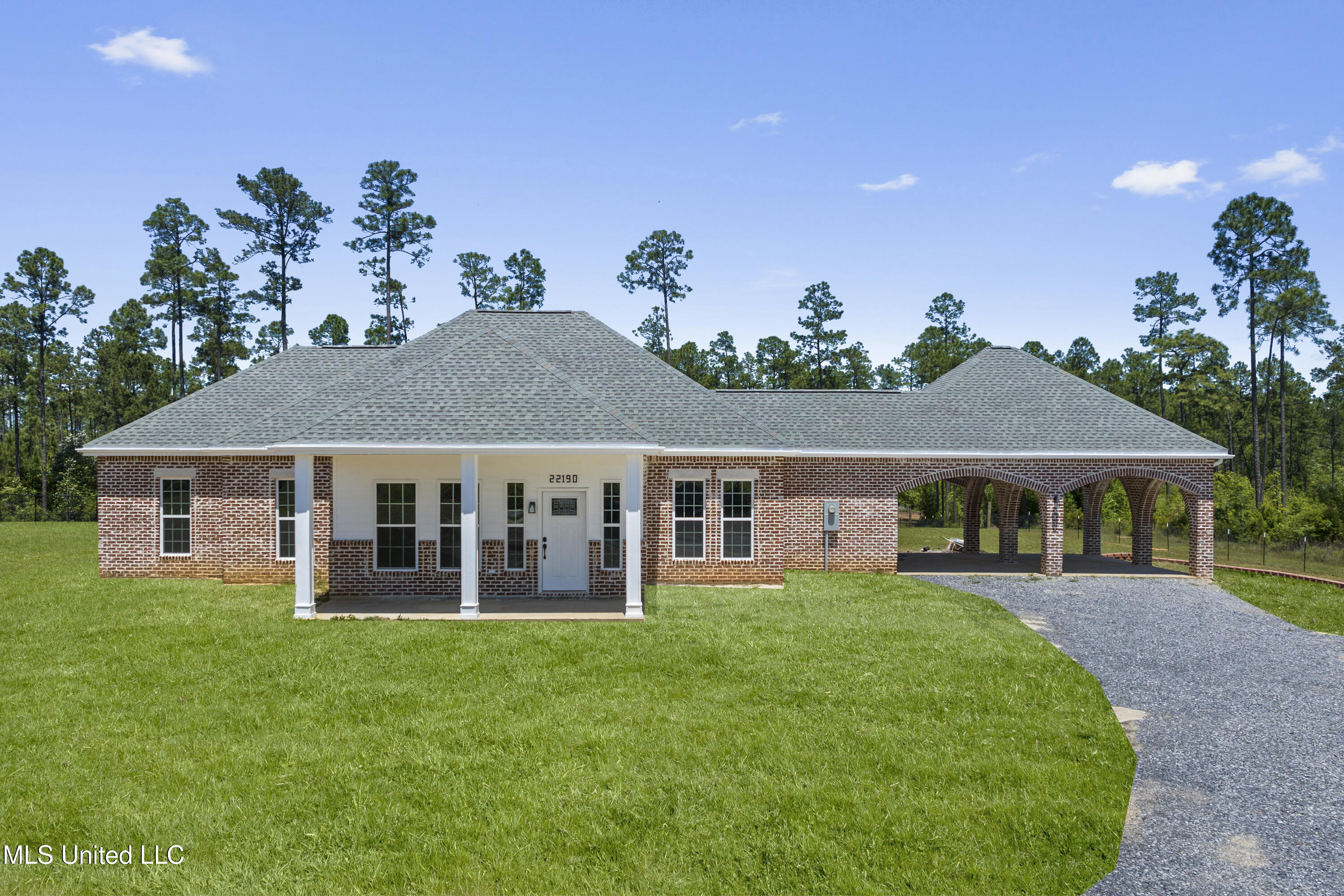 22190 Rd 357, Kiln, Mississippi image 1