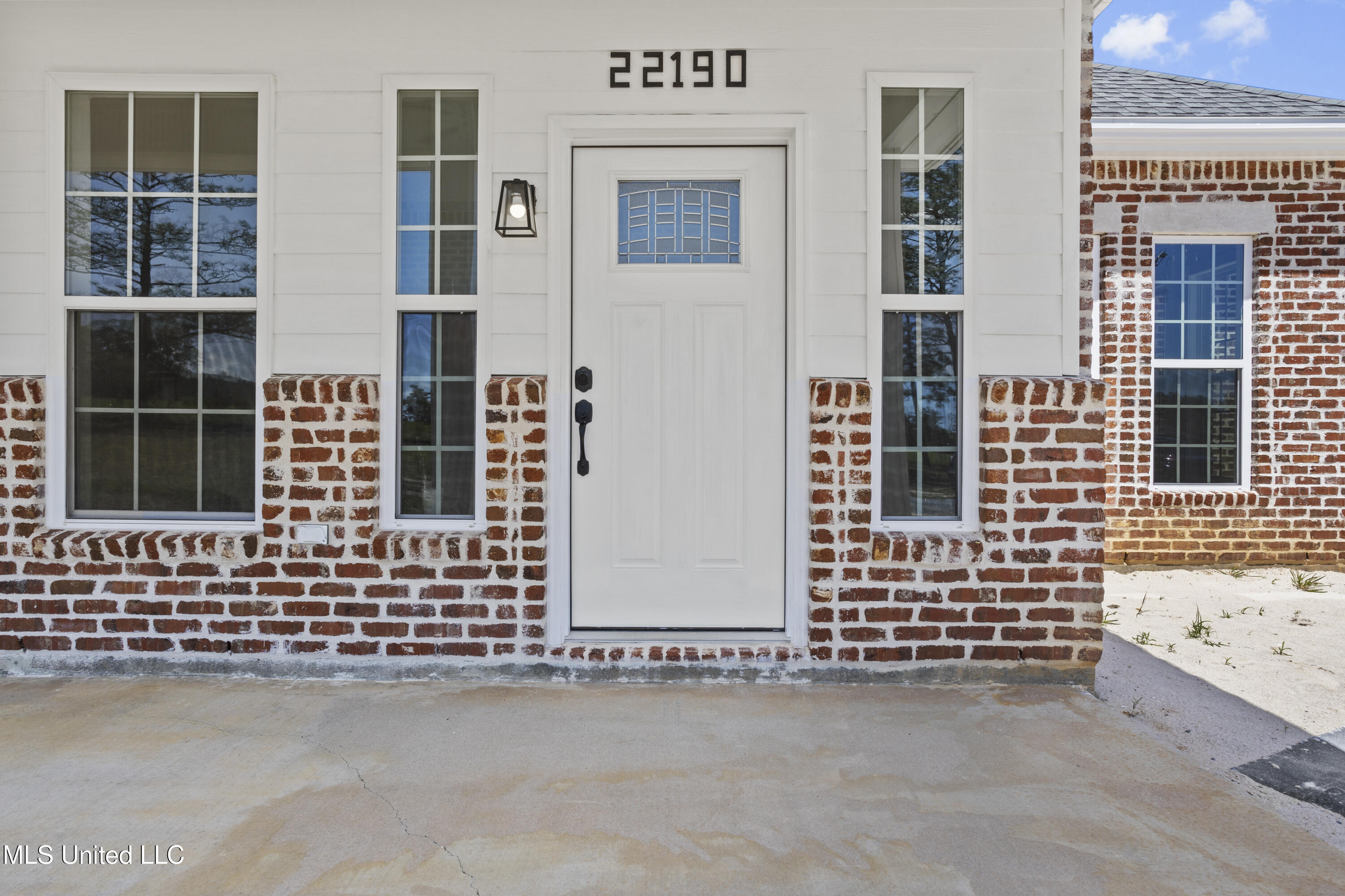 22190 Rd 357, Kiln, Mississippi image 6