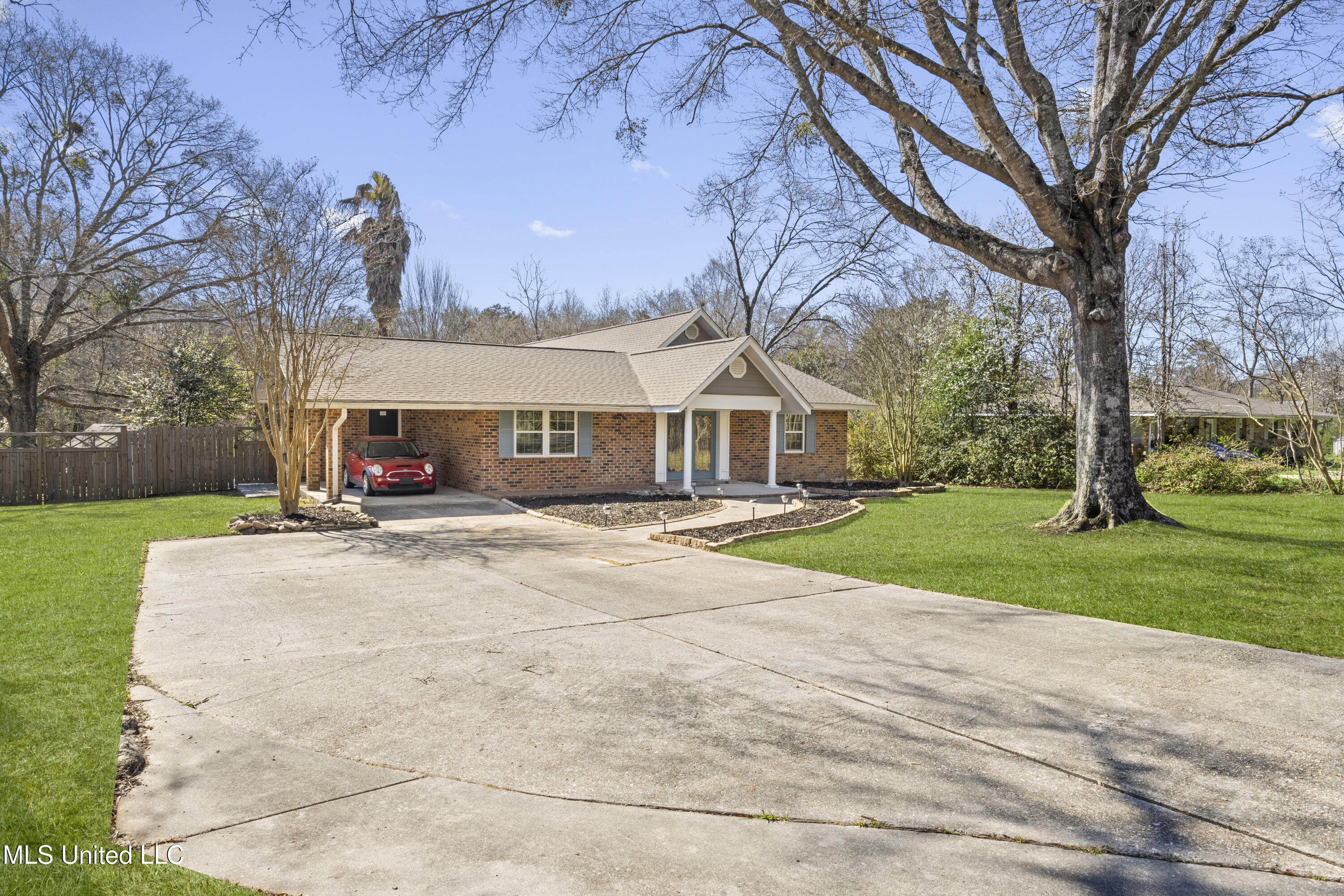 18067 Dara Hills Road, Gulfport, Mississippi image 4