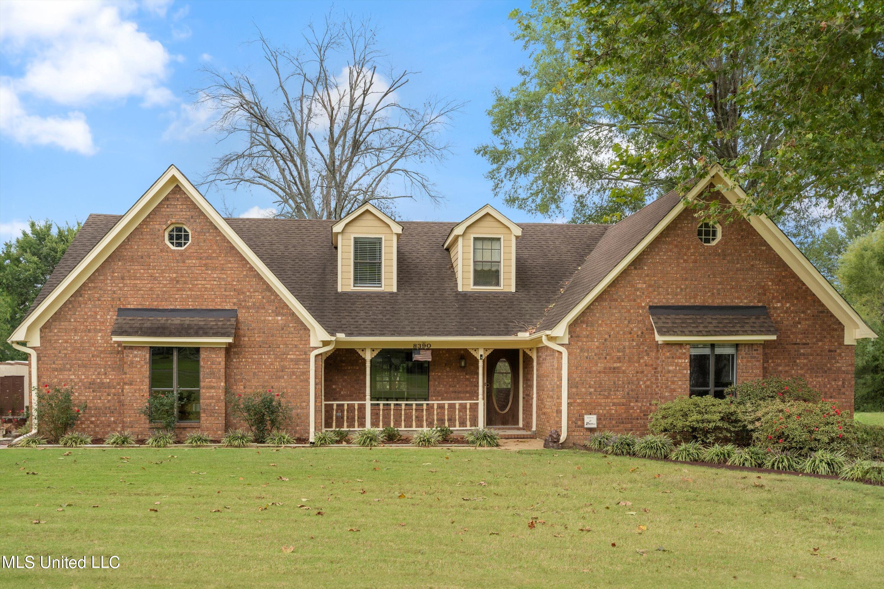 8390 Maplewood Lane, Olive Branch, Mississippi image 1