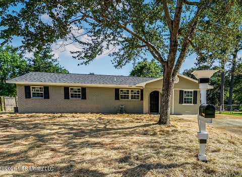 Homes For Sale - 1809 Riverside Drive<br/> Gautier, MS 39553