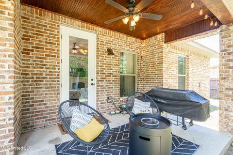 Single Family Residence in Ocean Springs MS 1020 Pelican Cove 48.jpg