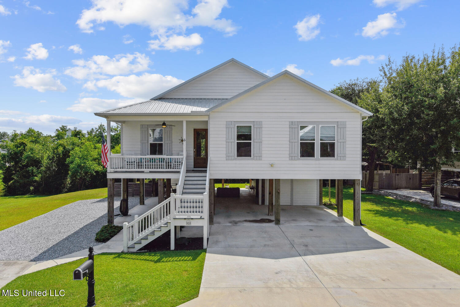 103 Adrienne Court, Waveland, Mississippi image 1