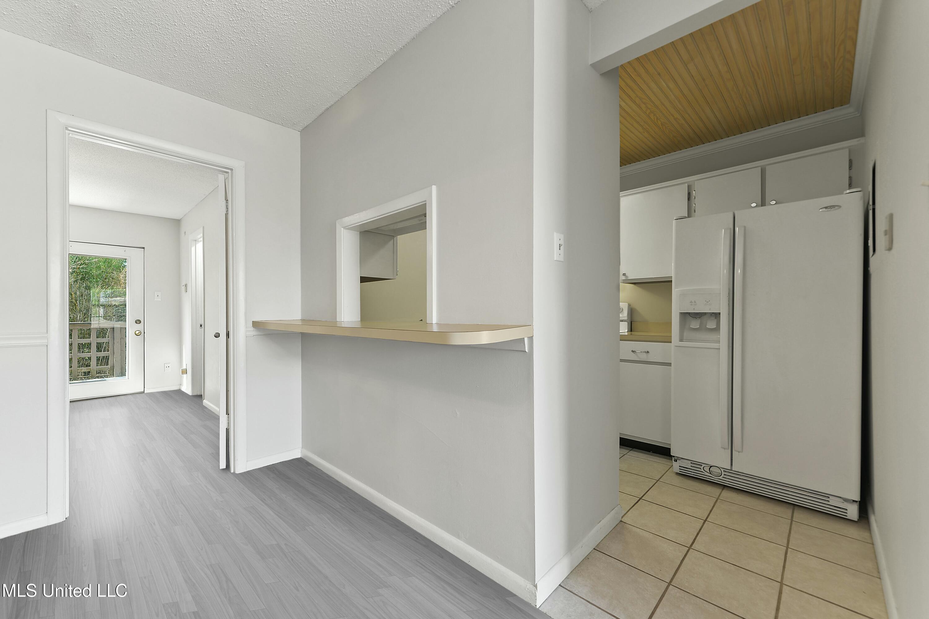 413 Kahler Street #22, Gulfport, Mississippi image 7