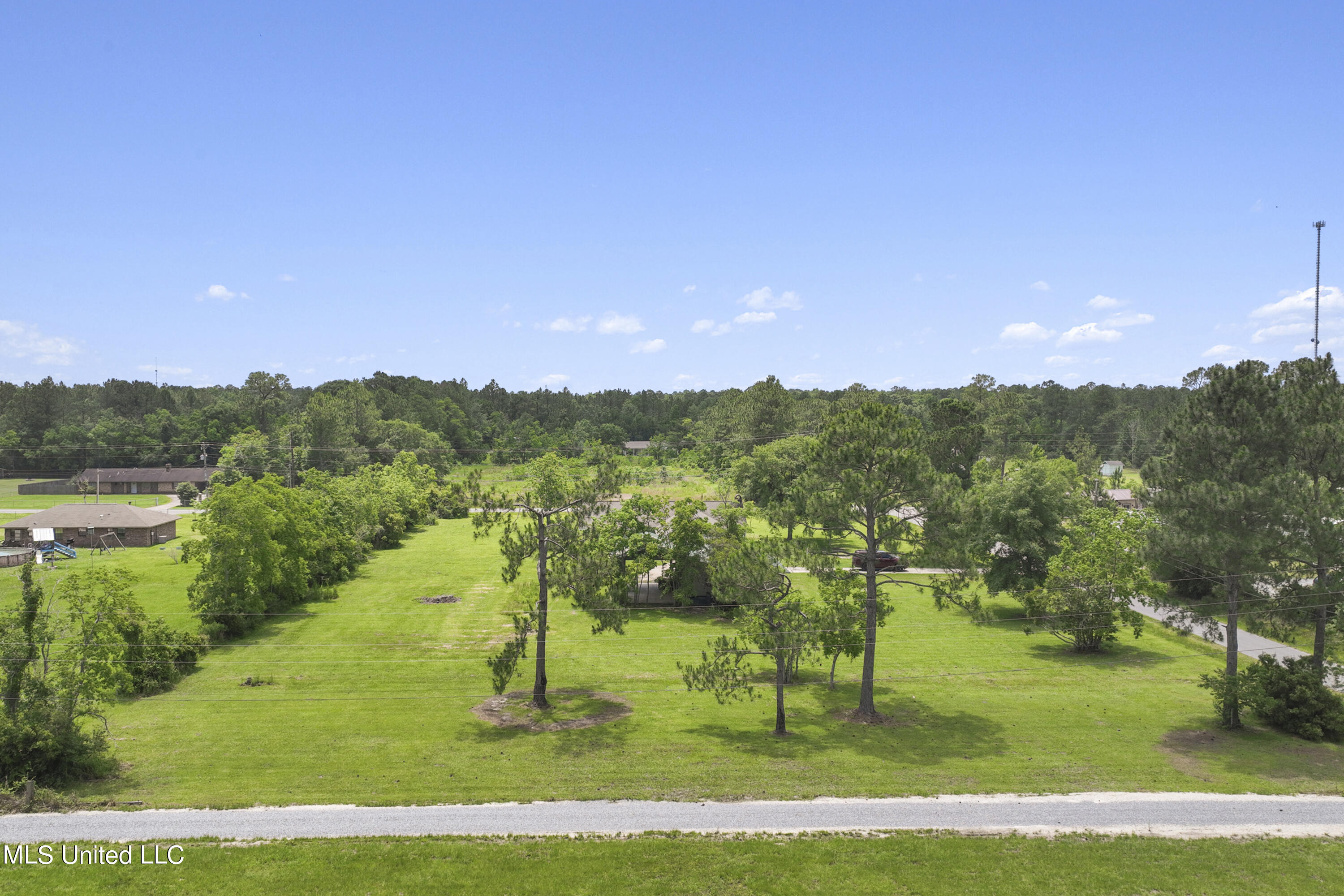 6306 Davis Road, Long Beach, Mississippi image 31