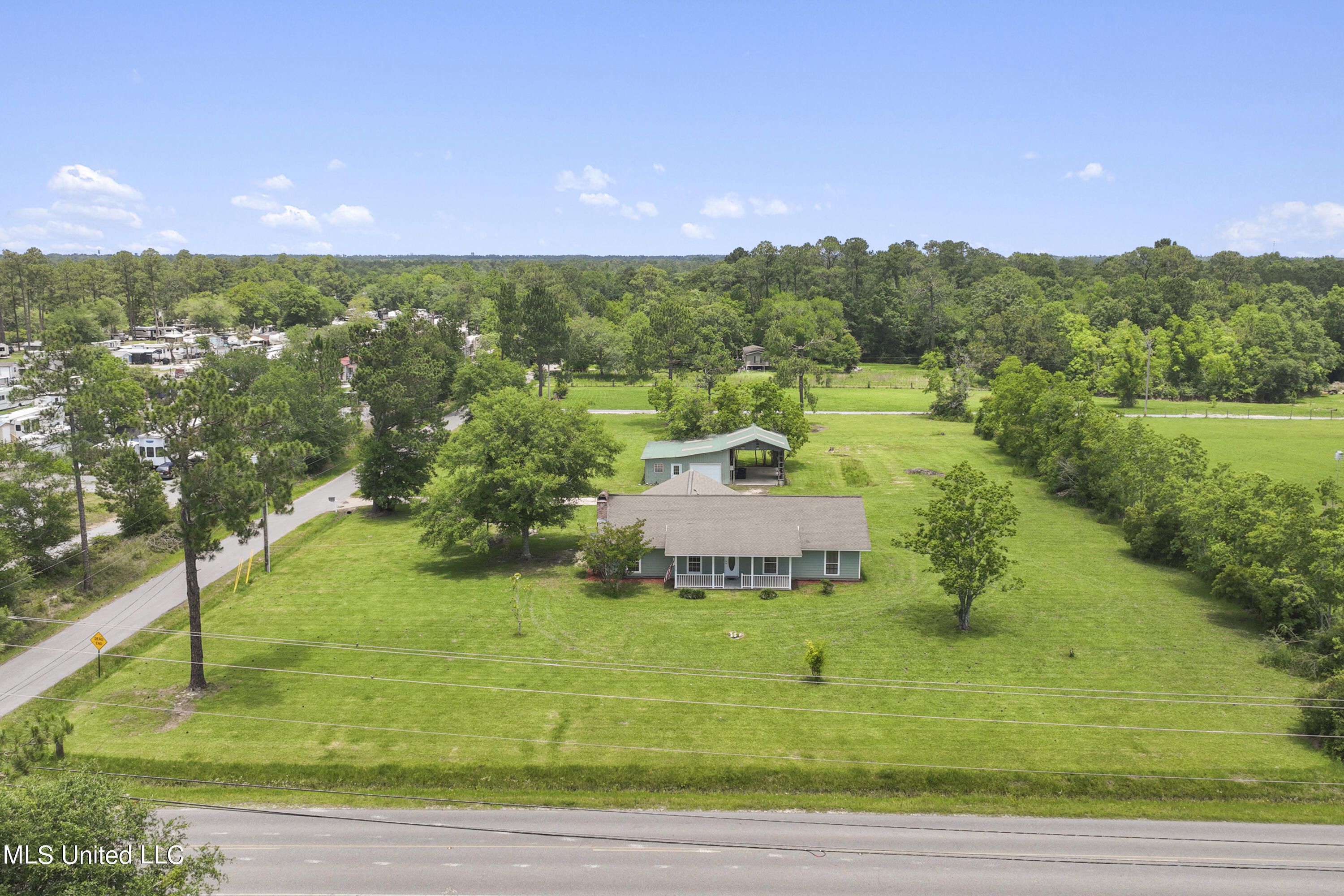 6306 Davis Road, Long Beach, Mississippi image 4