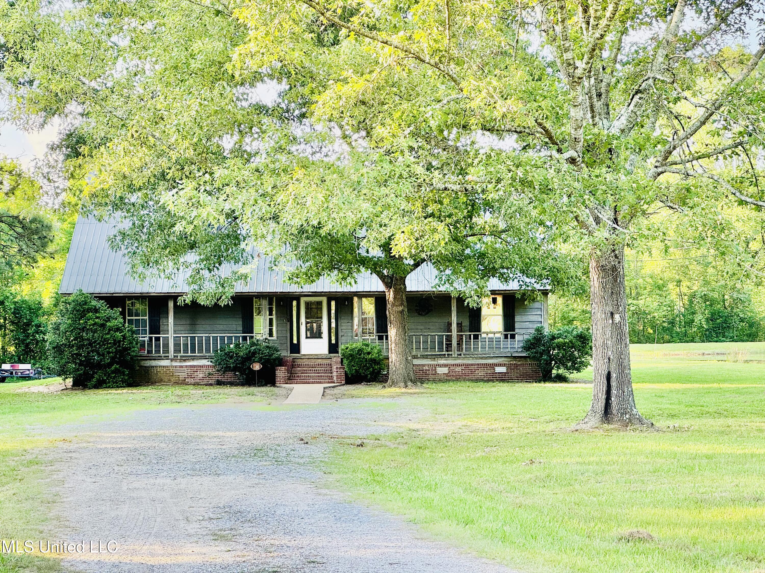 1328 Highway 80, Morton, Mississippi image 4