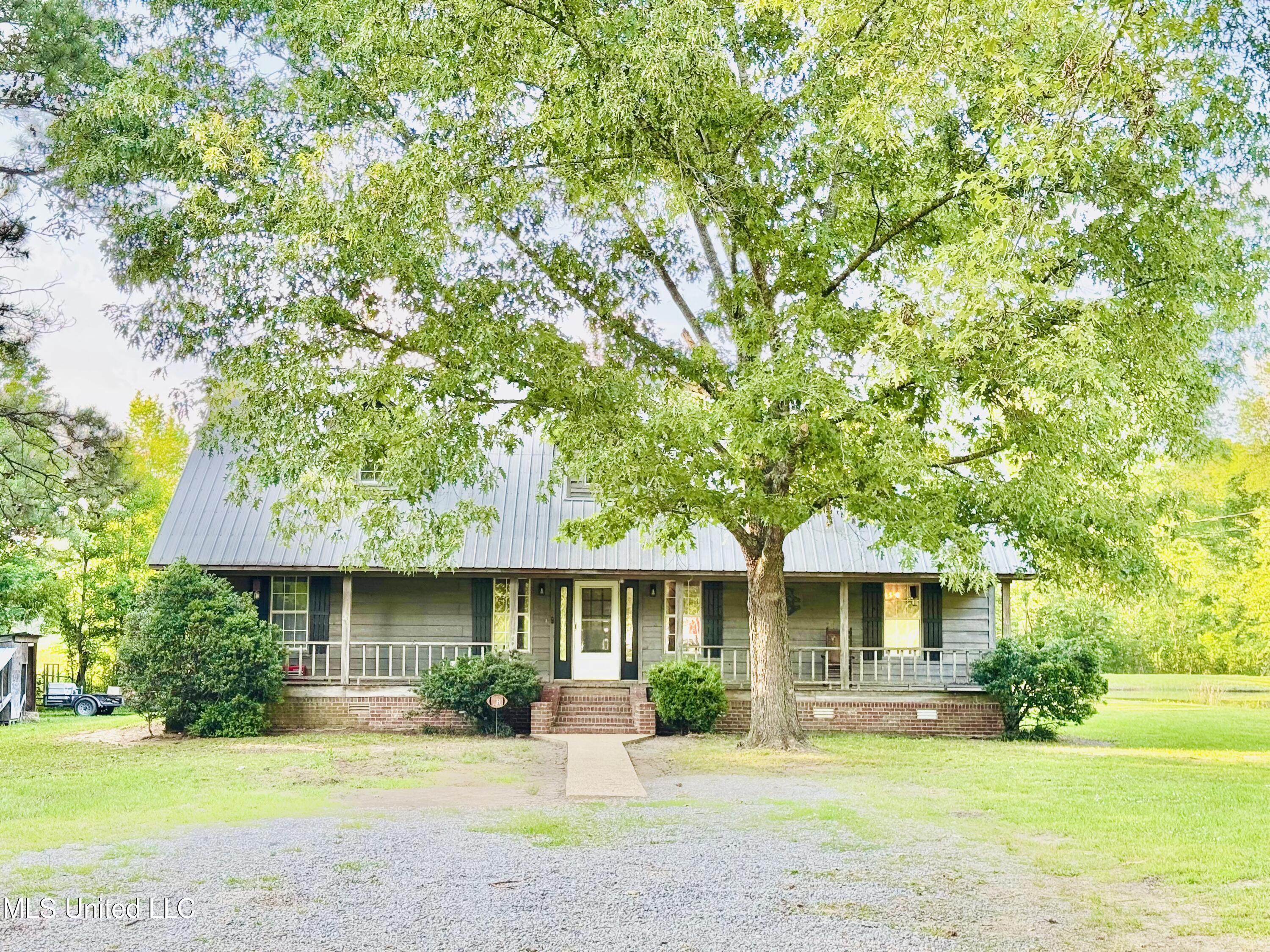 1328 Highway 80, Morton, Mississippi image 5