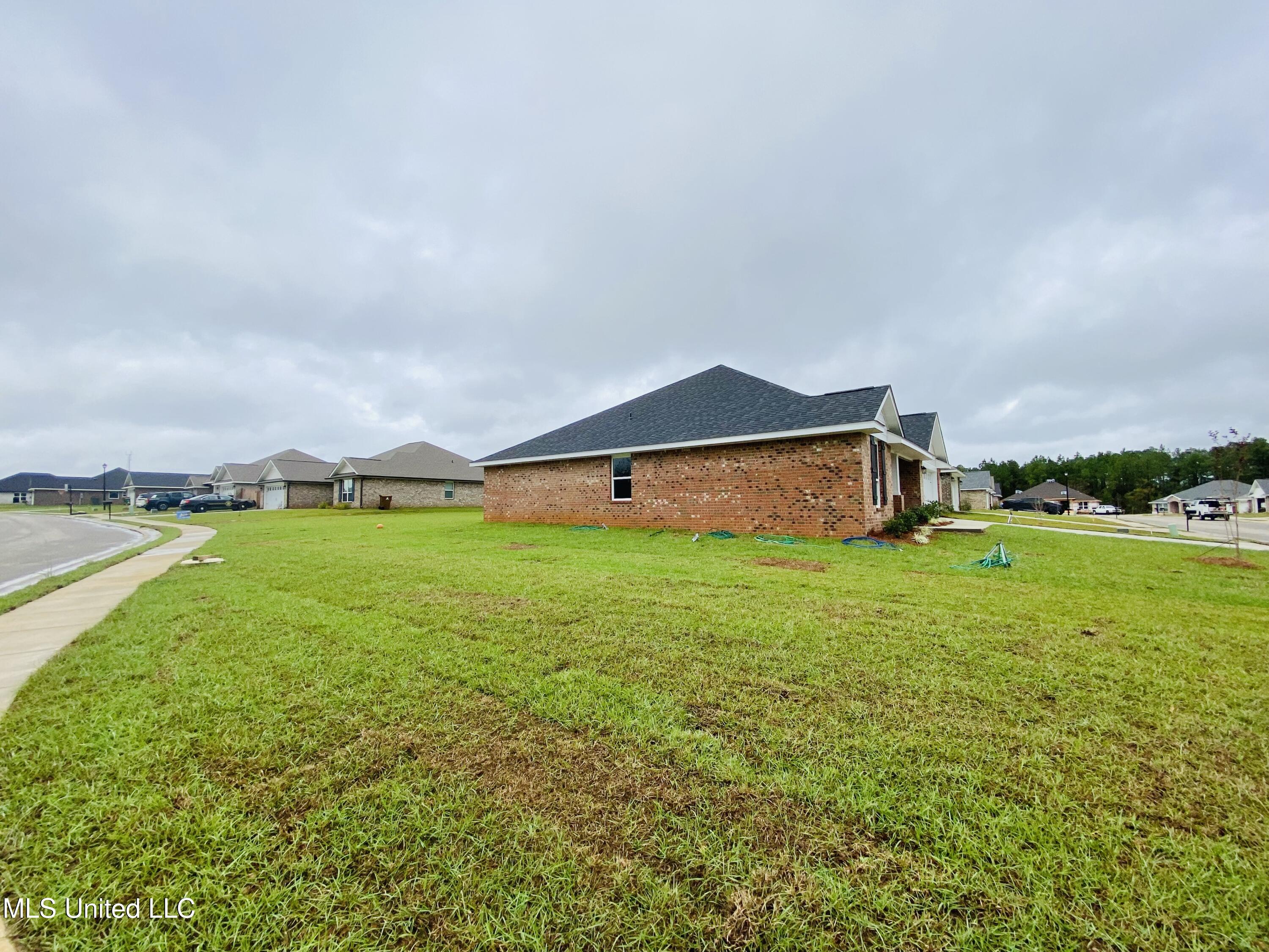 15741 Rachael Drive, Gulfport, Mississippi image 32