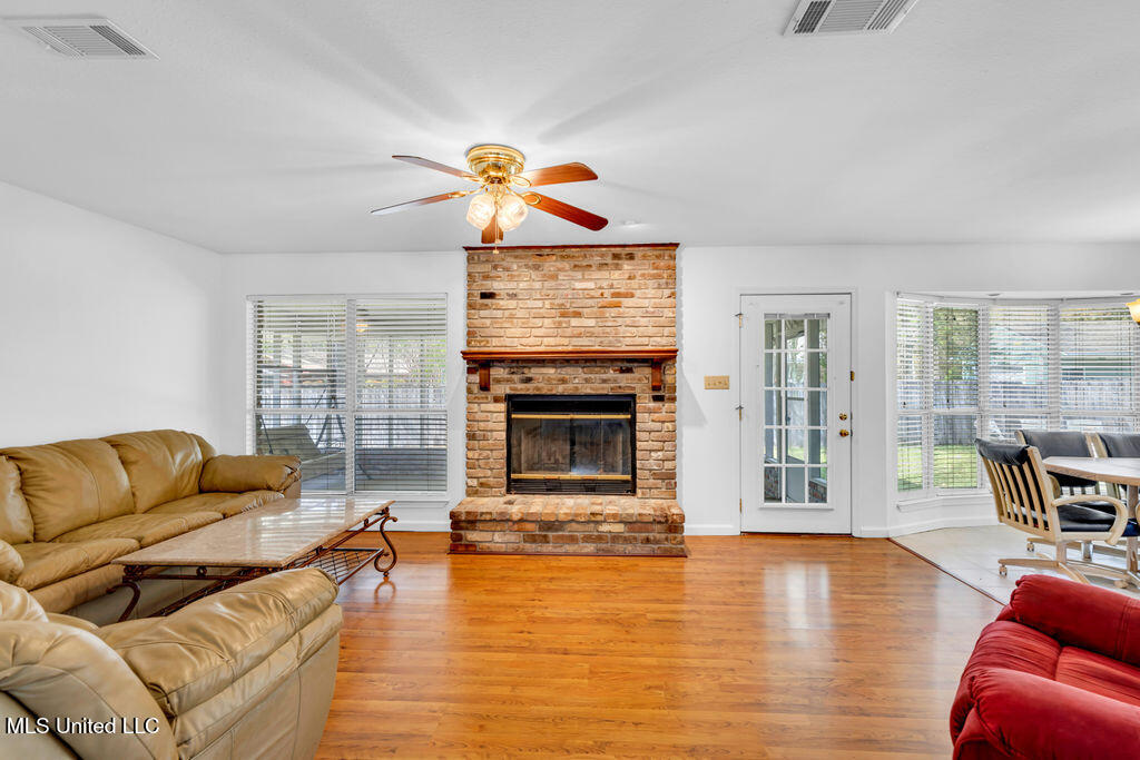 226 Boggs Circle, Long Beach, Mississippi image 10