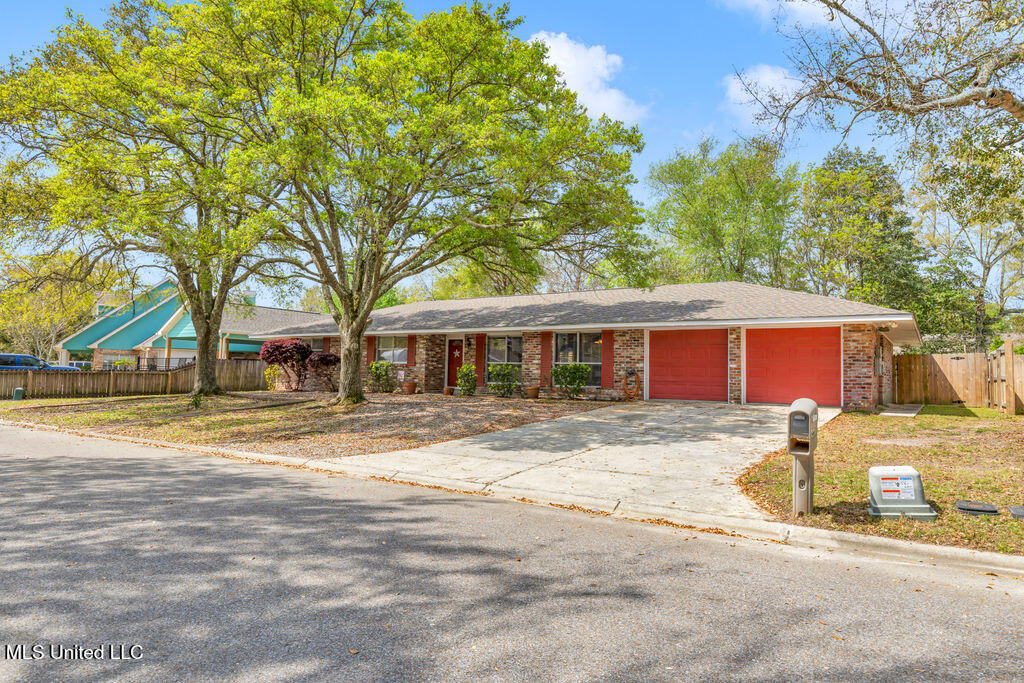 226 Boggs Circle, Long Beach, Mississippi image 3