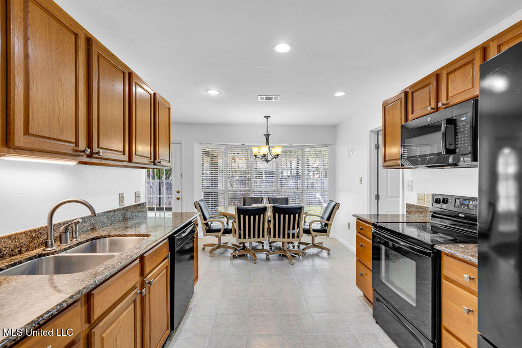 226 Boggs Circle, Long Beach, Mississippi image 17