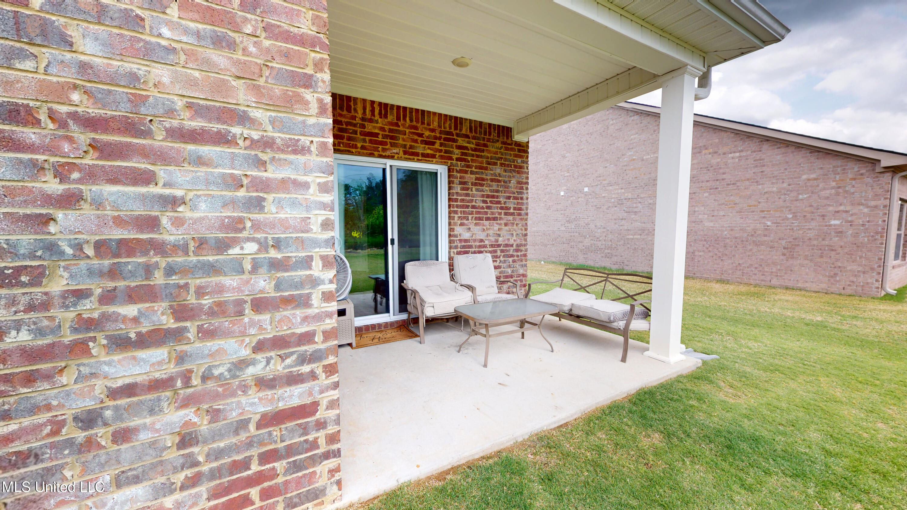149 Twin Lakes Drive, Byhalia, Mississippi image 13
