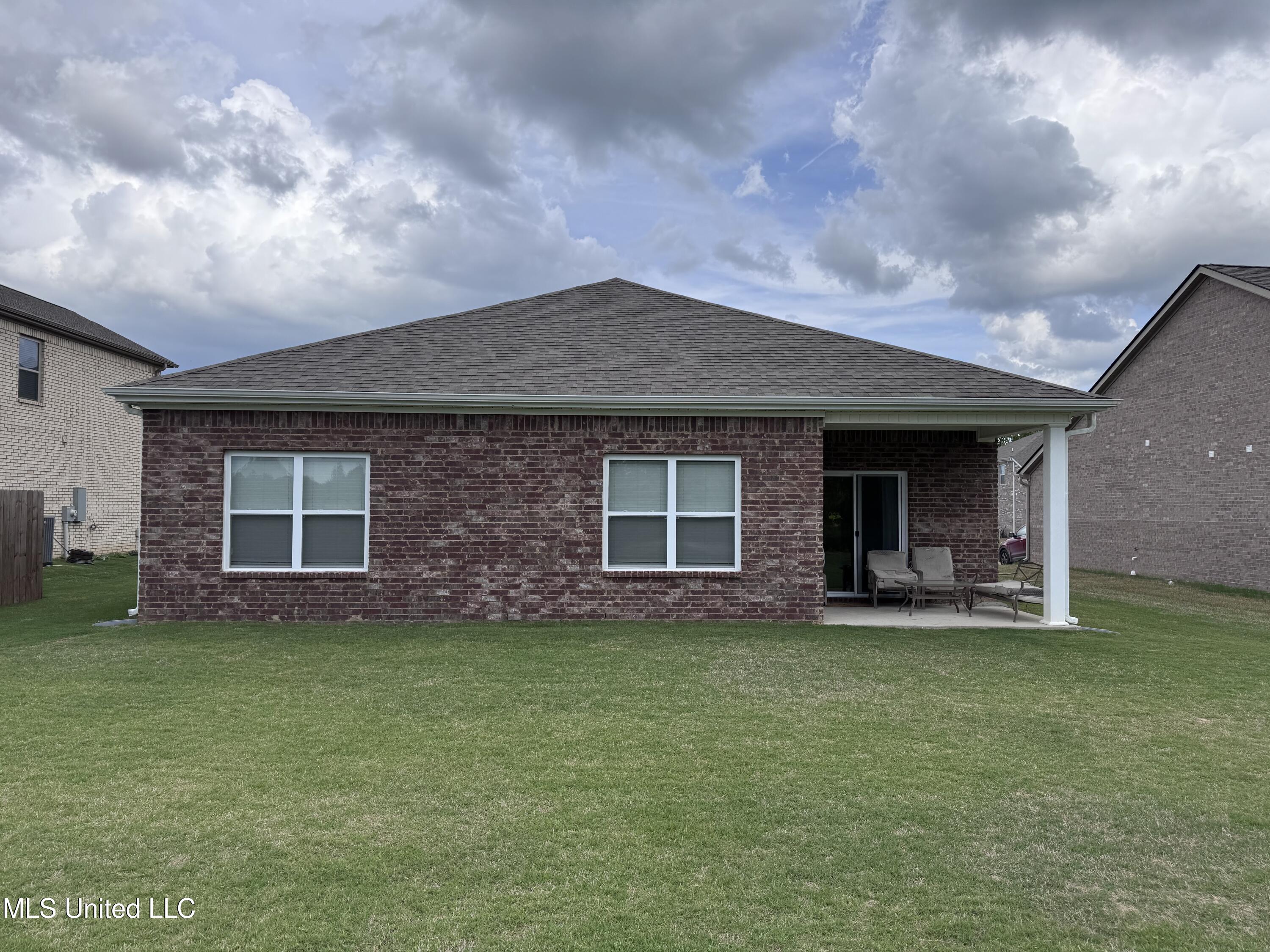 149 Twin Lakes Drive, Byhalia, Mississippi image 15