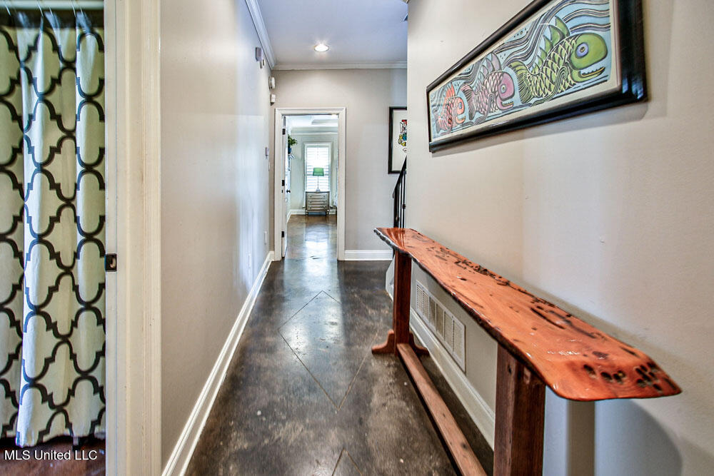 Nesbit, Mississippi 38651, United States, 5 Bedrooms Bedrooms, ,3 BathroomsBathrooms,Residential,Active,147804