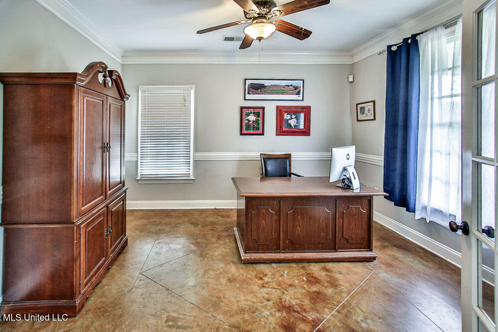 Nesbit, Mississippi 38651, United States, 5 Bedrooms Bedrooms, ,3 BathroomsBathrooms,Residential,Active,147804