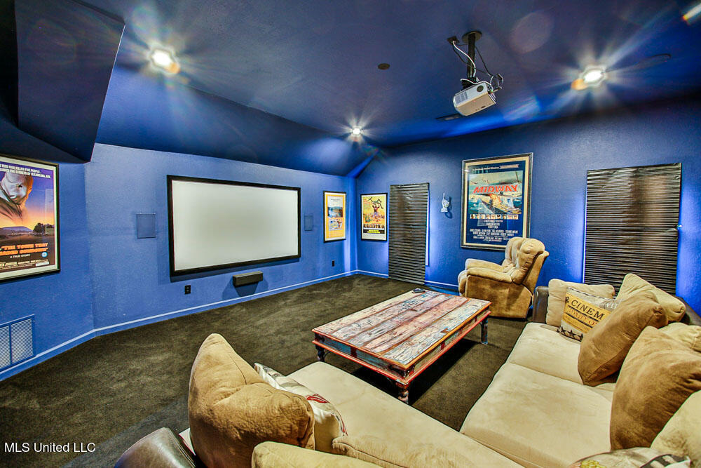 Nesbit, Mississippi 38651, United States, 5 Bedrooms Bedrooms, ,3 BathroomsBathrooms,Residential,Active,147804