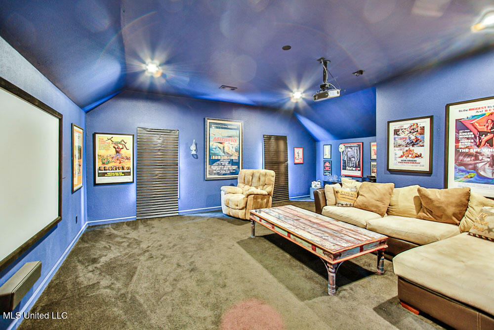 Nesbit, Mississippi 38651, United States, 5 Bedrooms Bedrooms, ,3 BathroomsBathrooms,Residential,Active,147804