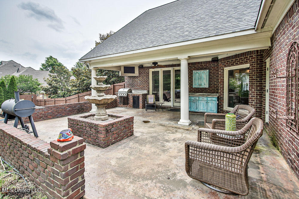 Nesbit, Mississippi 38651, United States, 5 Bedrooms Bedrooms, ,3 BathroomsBathrooms,Residential,Active,147804