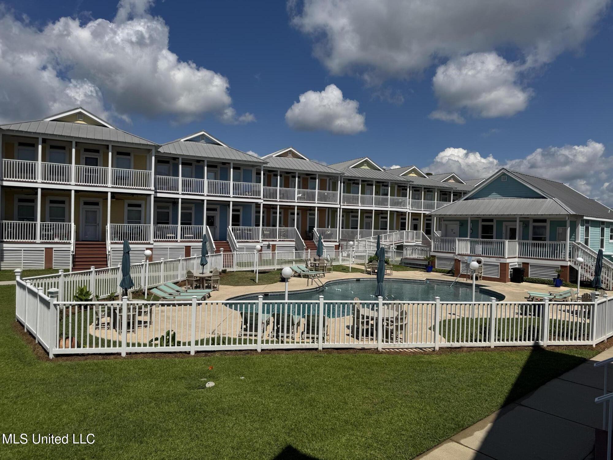 1515 E Beach Boulevard #104, Pass Christian, Mississippi image 4