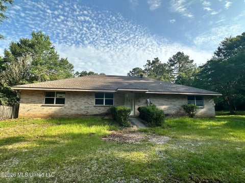 Homes For Sale - 68 Preacher Hill Rd<br/> Pearl River County, Picayune, MS 39466
