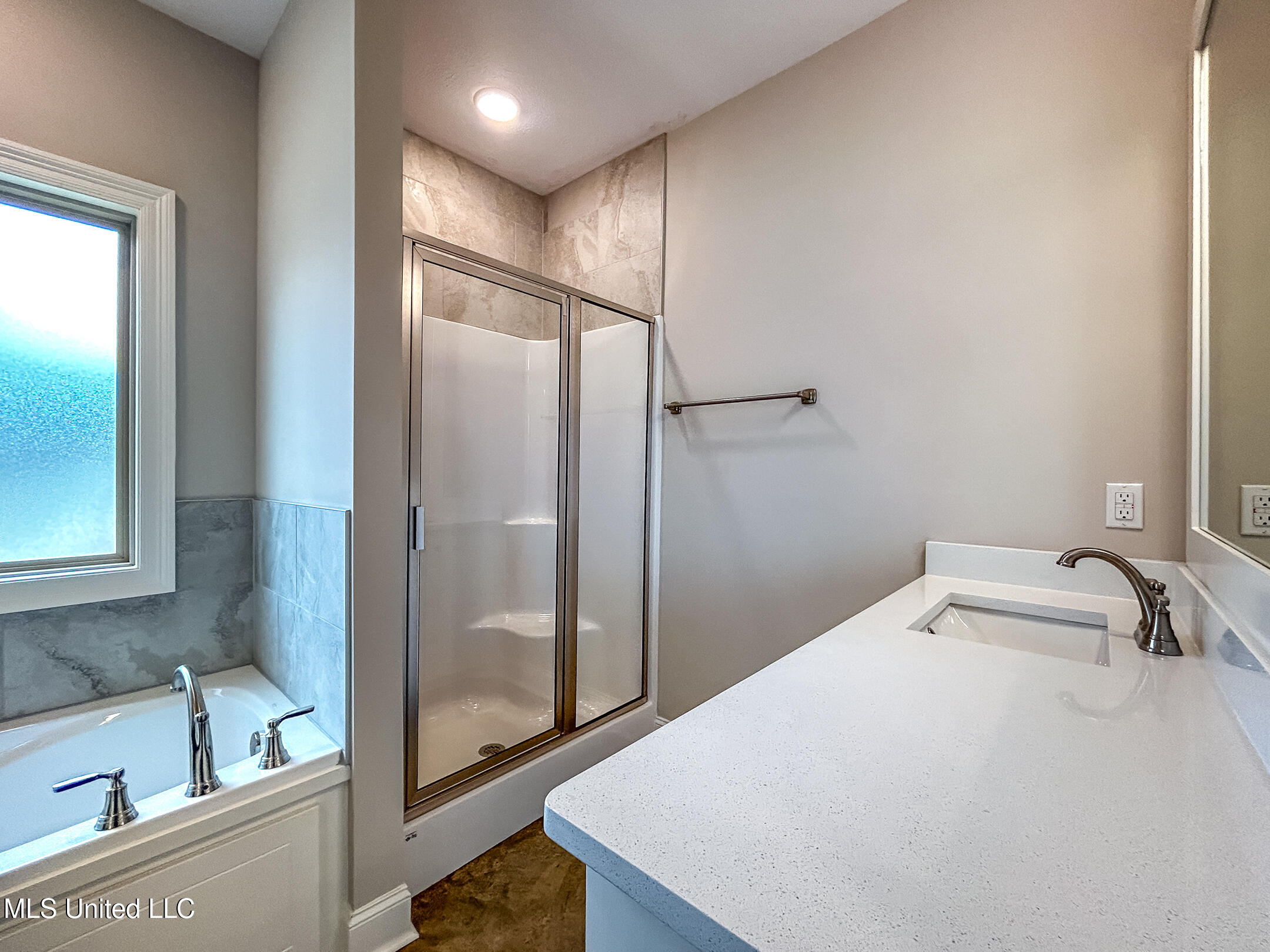 974 Riverside Lane, Pearl, Mississippi image 10