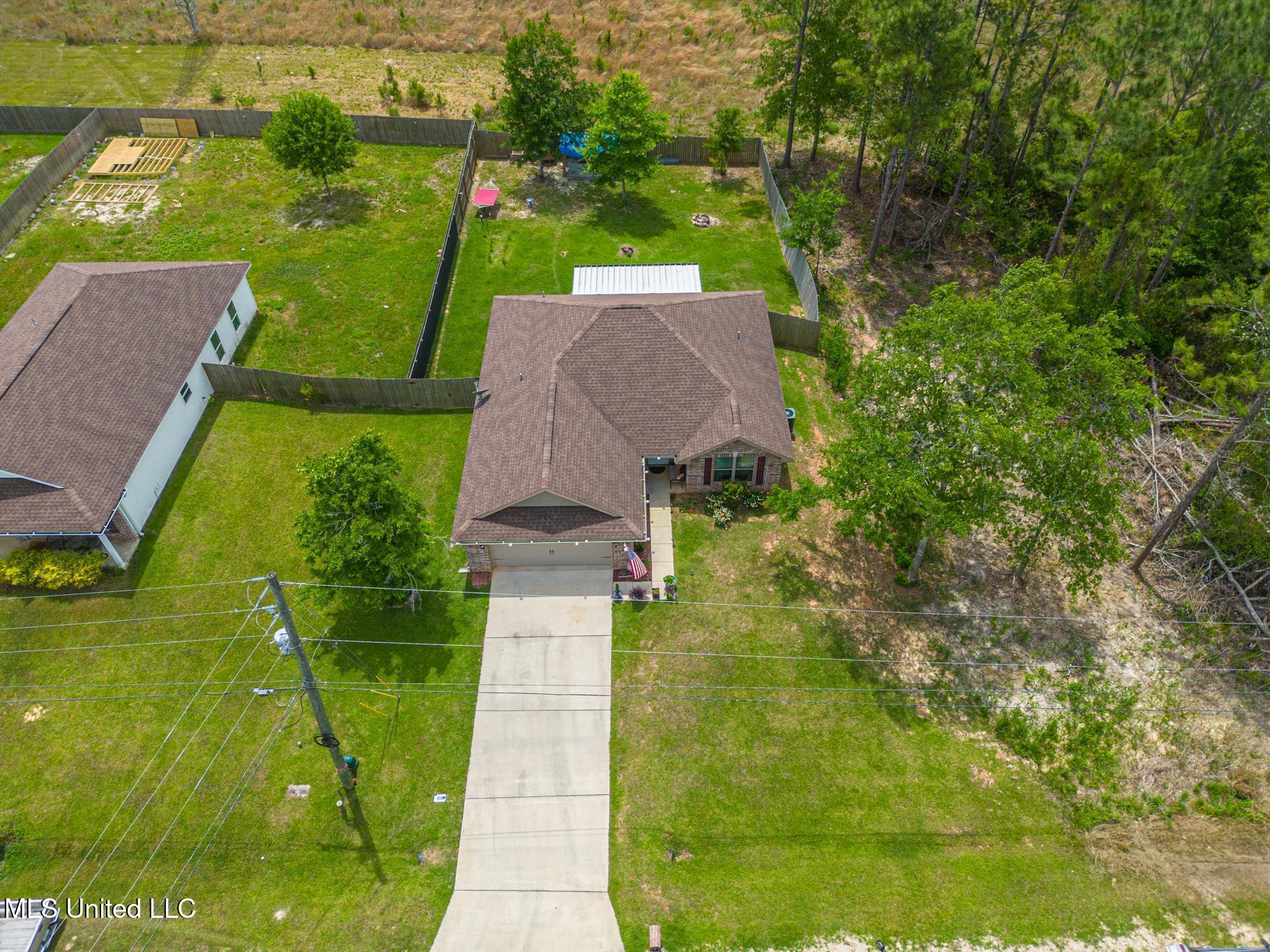 19601 Waltrip Way, Saucier, Mississippi image 2