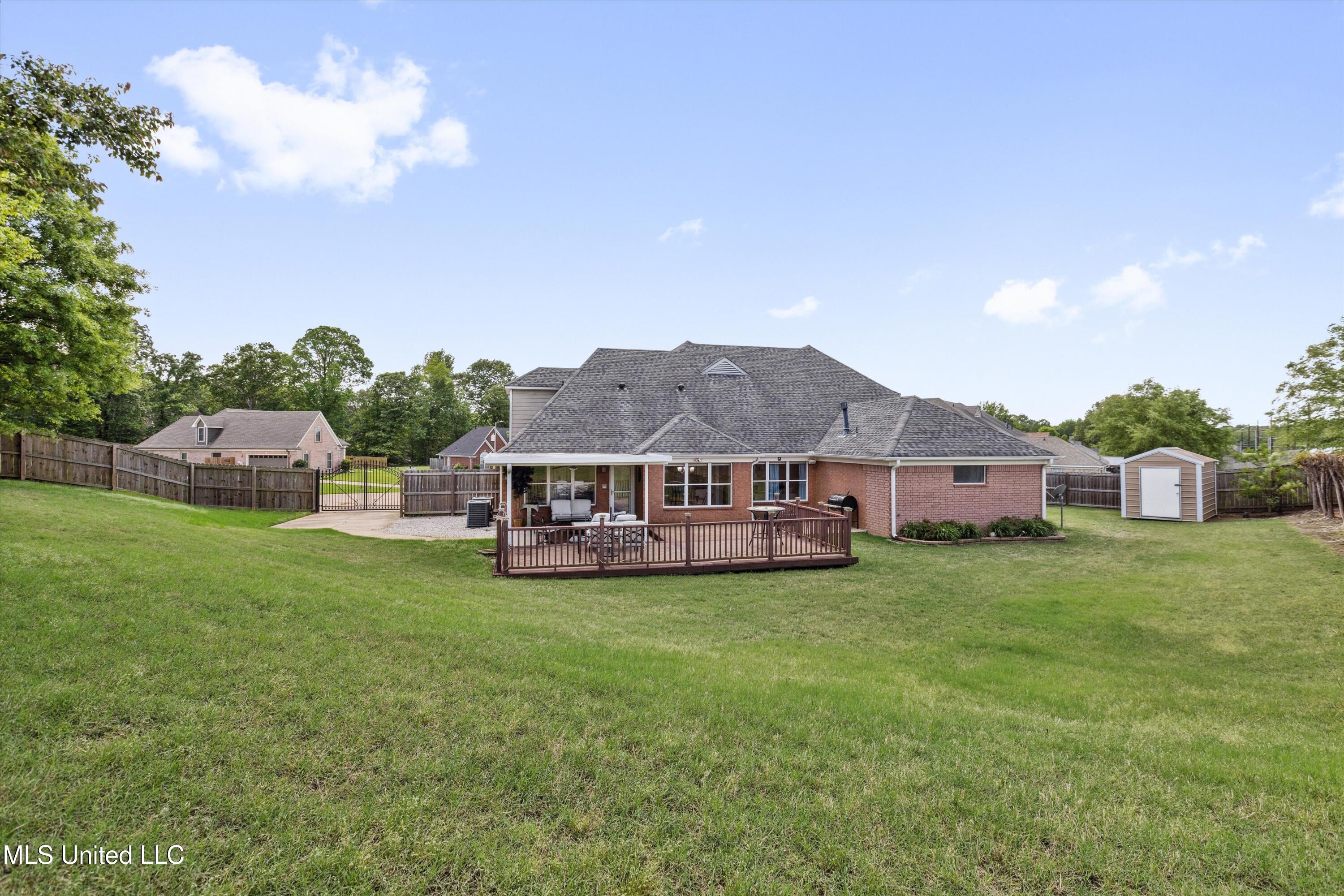 2196 Little Elk Cove, Southaven, Mississippi image 34