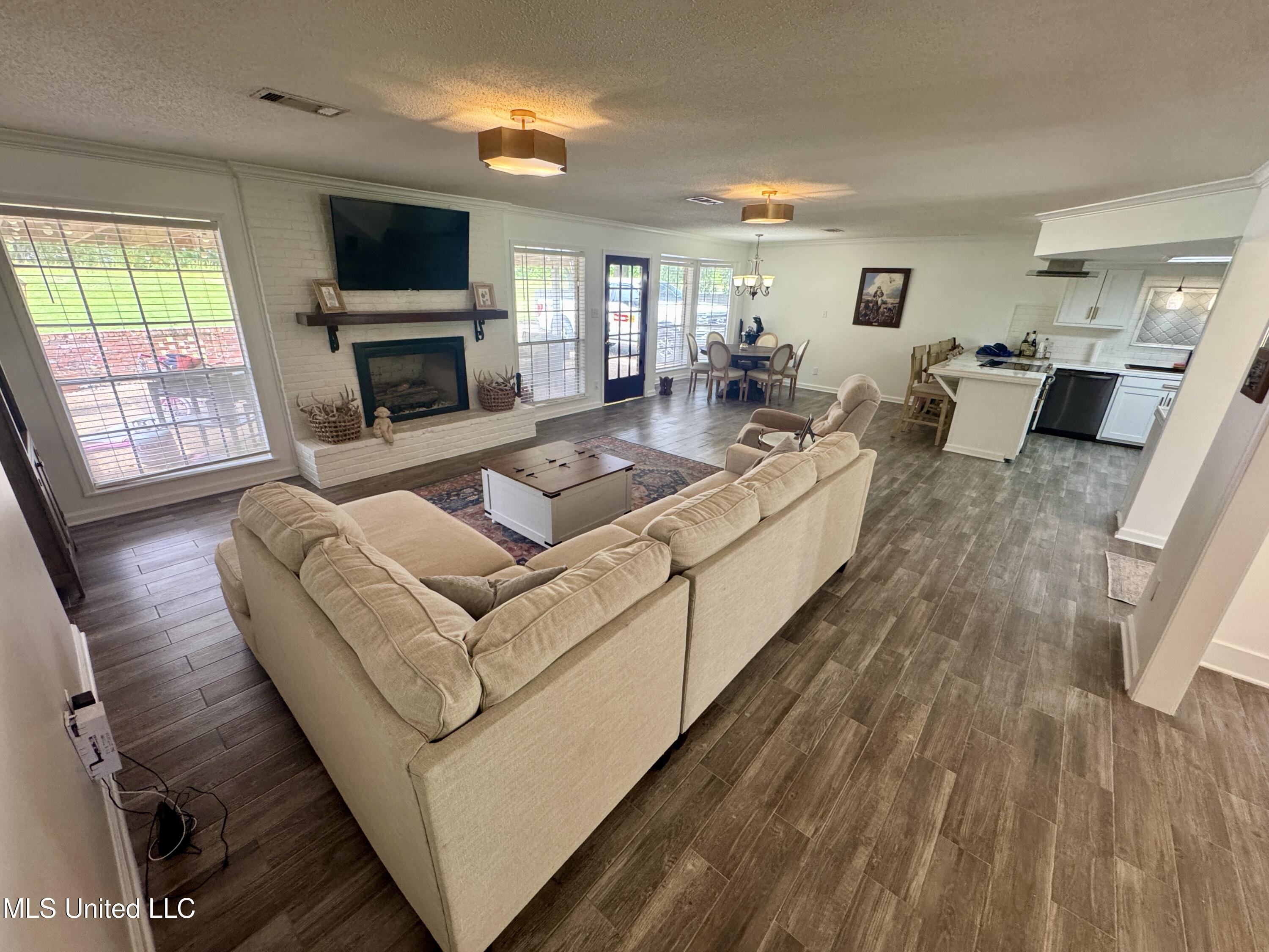 712 Alta Vista Drive, Greenwood, Mississippi image 6