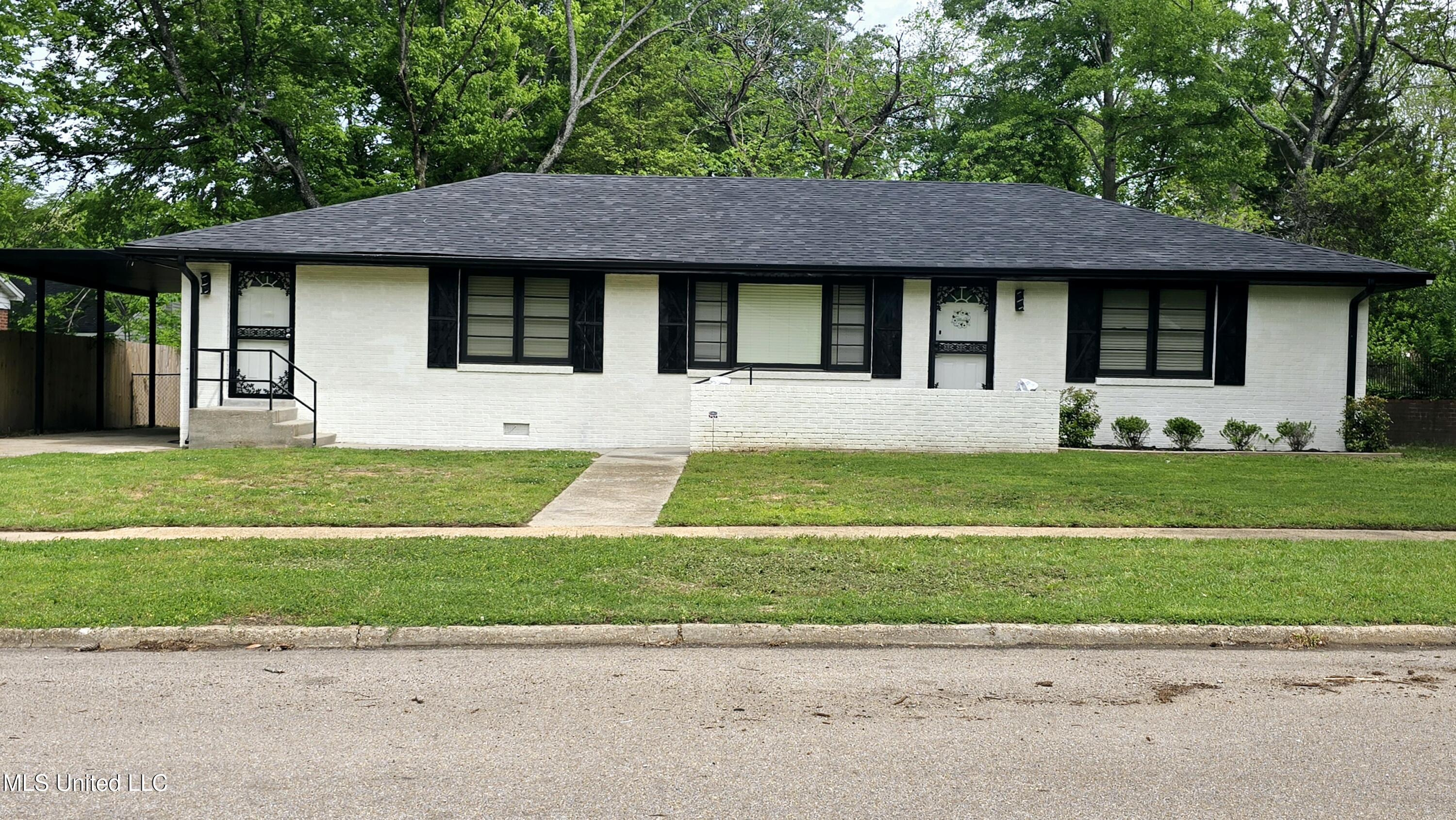 260 Roberts Avenue, Holly Springs, Mississippi image 1