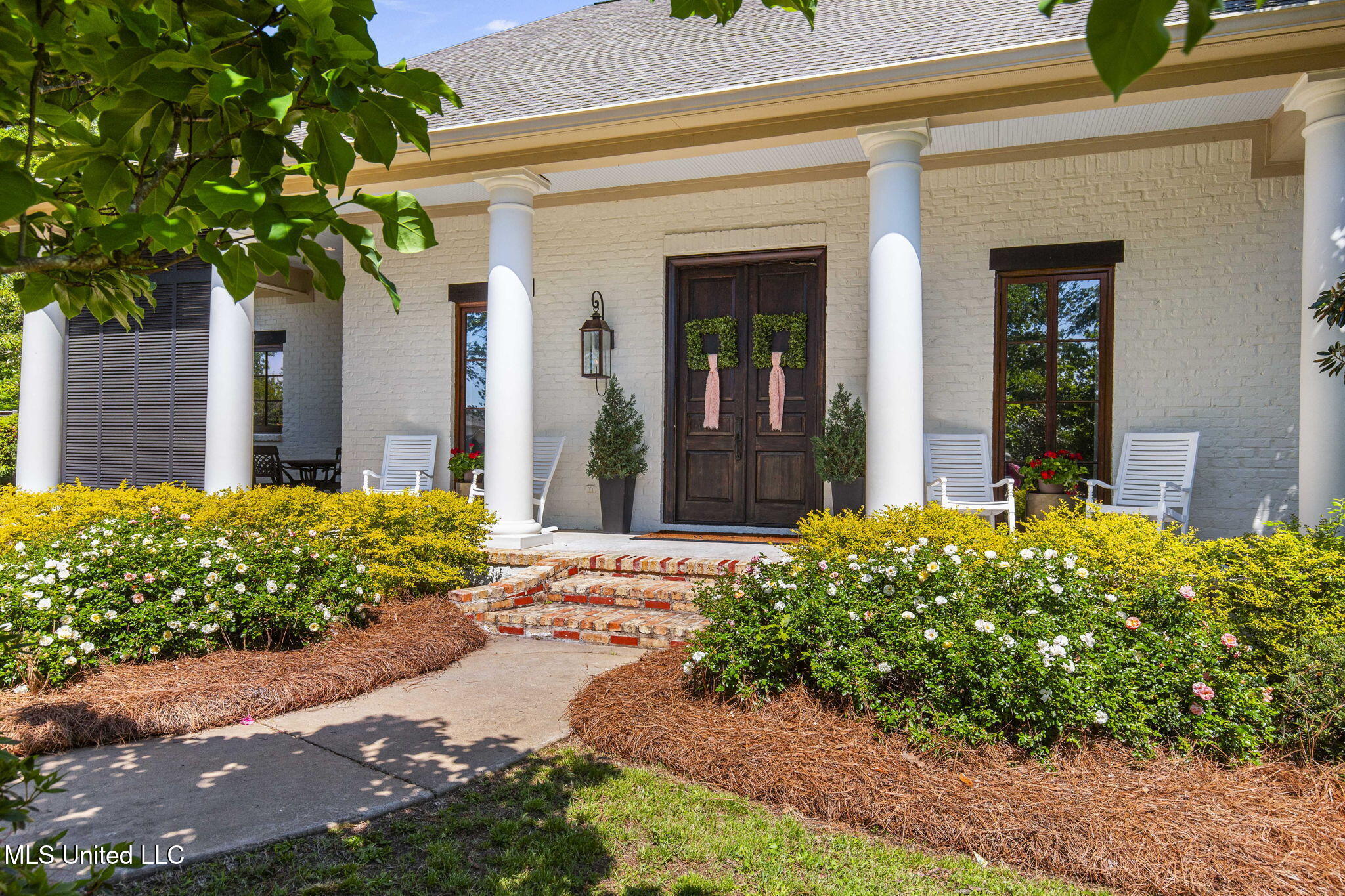 150 Cedar Woods Cove, Madison, Mississippi image 2