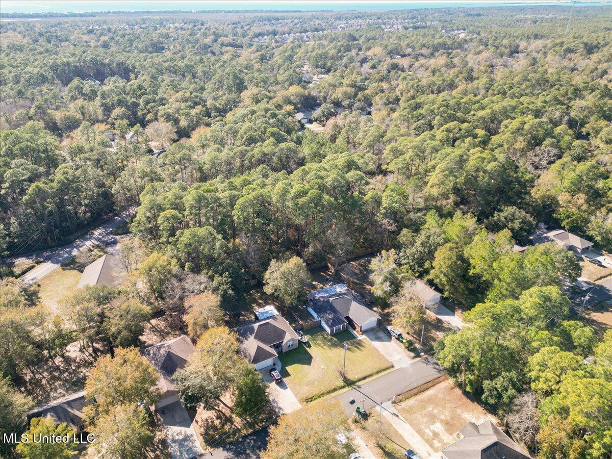 1305 Oak Street, Ocean Springs, Mississippi image 32