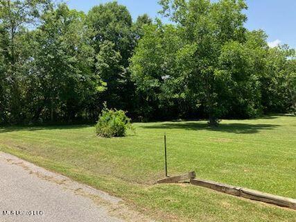 915 Robinson Street, Pass Christian, Mississippi image 38