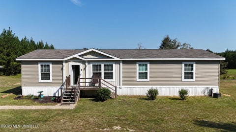 Mobile Home For Sale - 87 Ball Park Road<br/> Perkinston, MS 39573