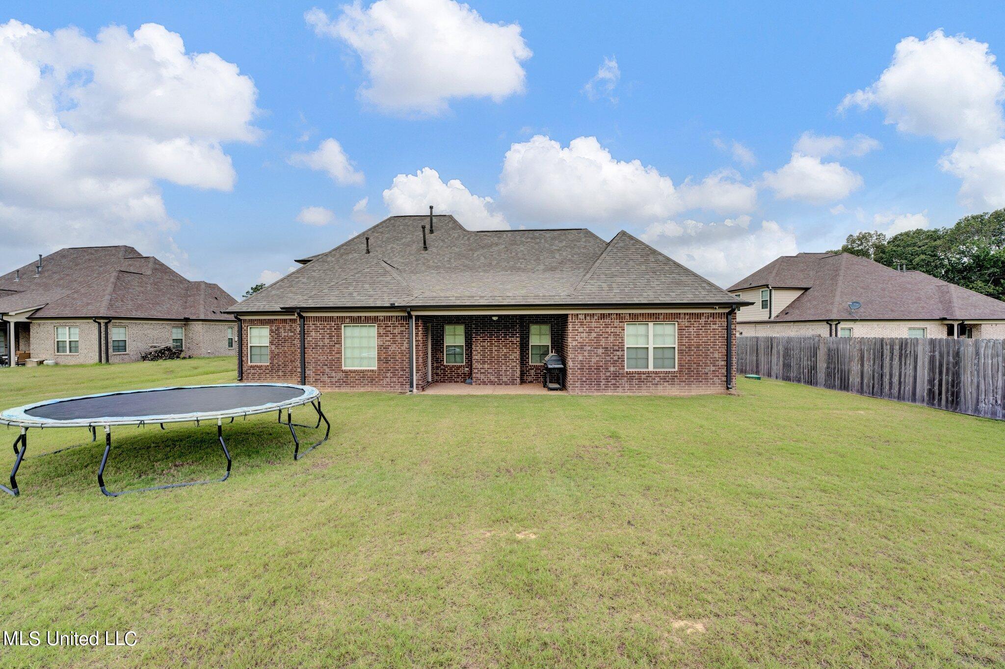 3198 Ross Meadows Lane, Olive Branch, Mississippi image 33