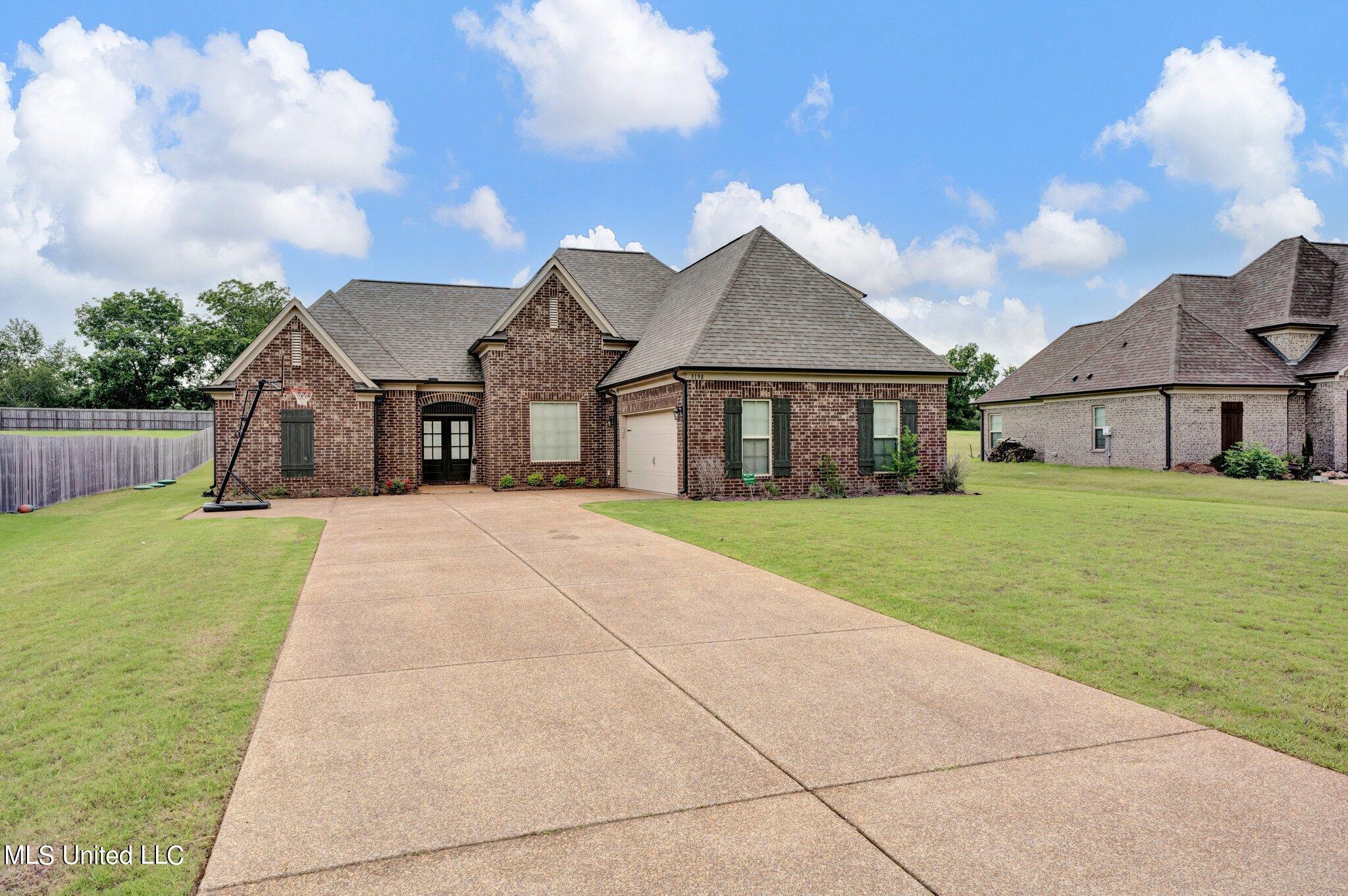 3198 Ross Meadows Lane, Olive Branch, Mississippi image 6