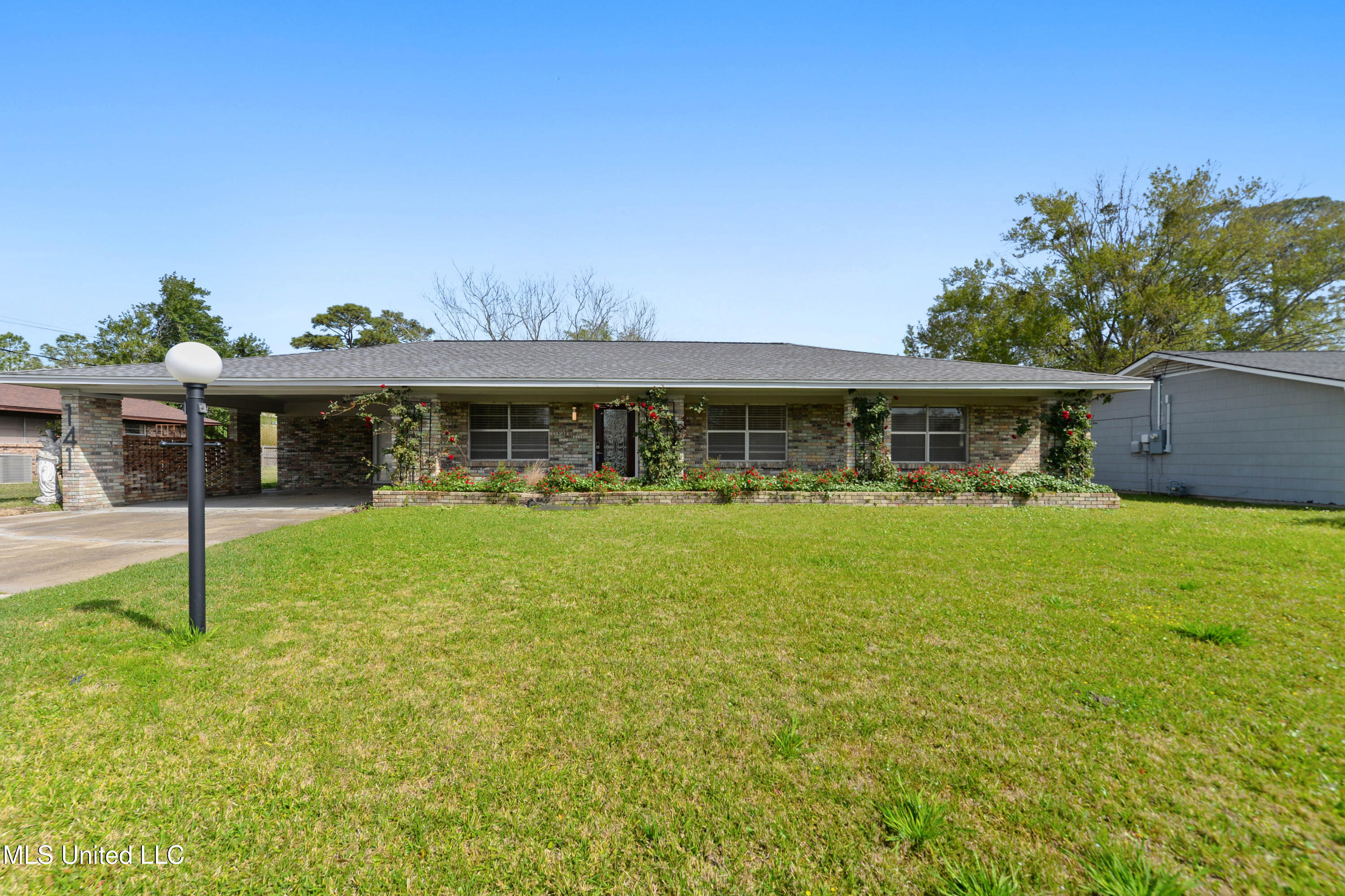 141 Gary Street, Gulfport, Mississippi image 2