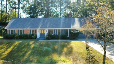 Homes For Sale - 517 N Hills Street<br/> Lauderdale County, Meridian, MS 39305