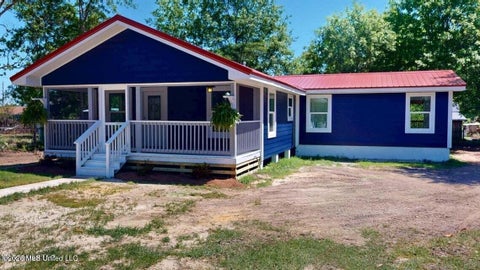 Homes For Sale - 1804 S Davis Street<br/> Greene County, Leakesville, MS 39451