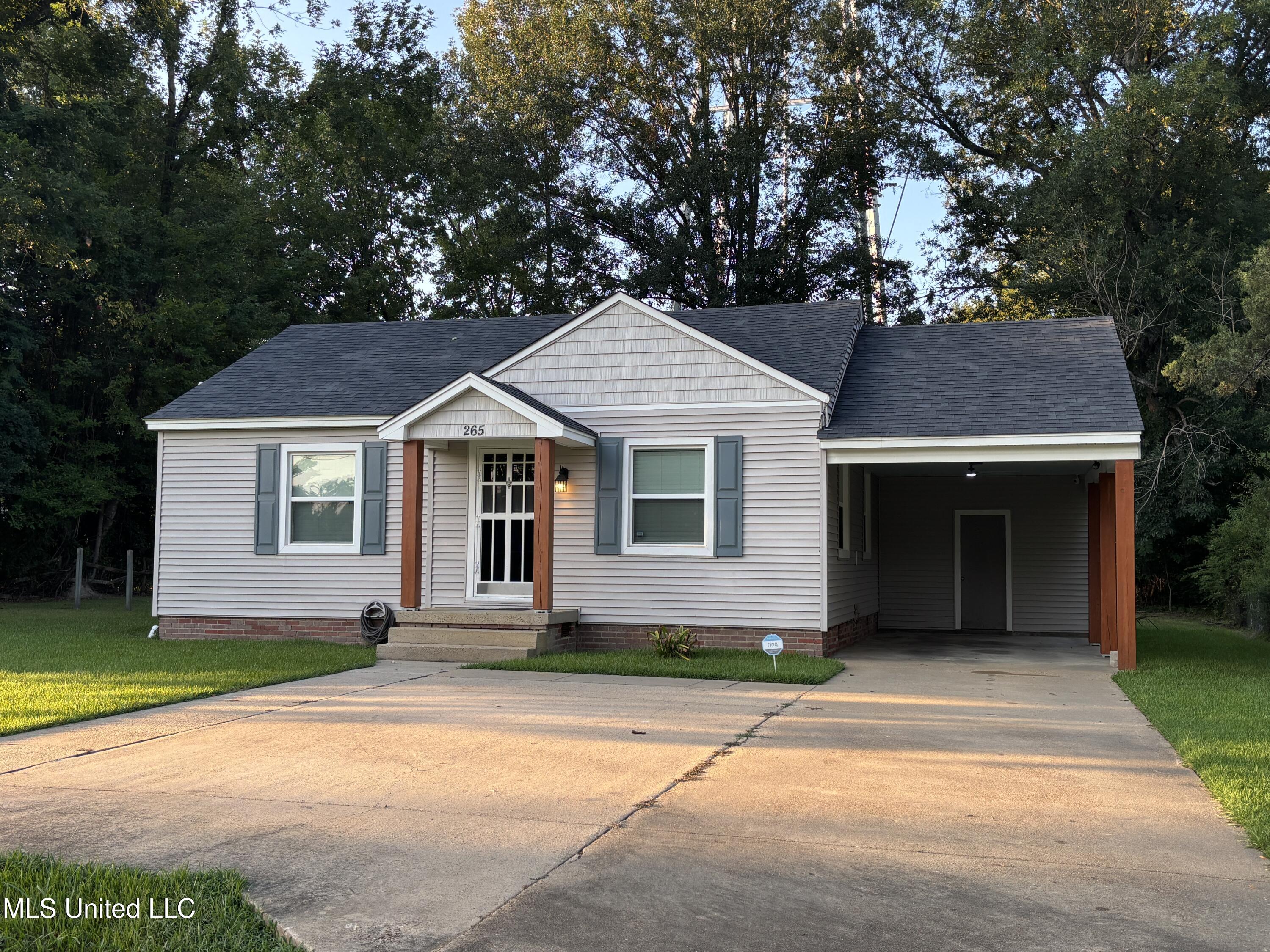 265 Lamar Street