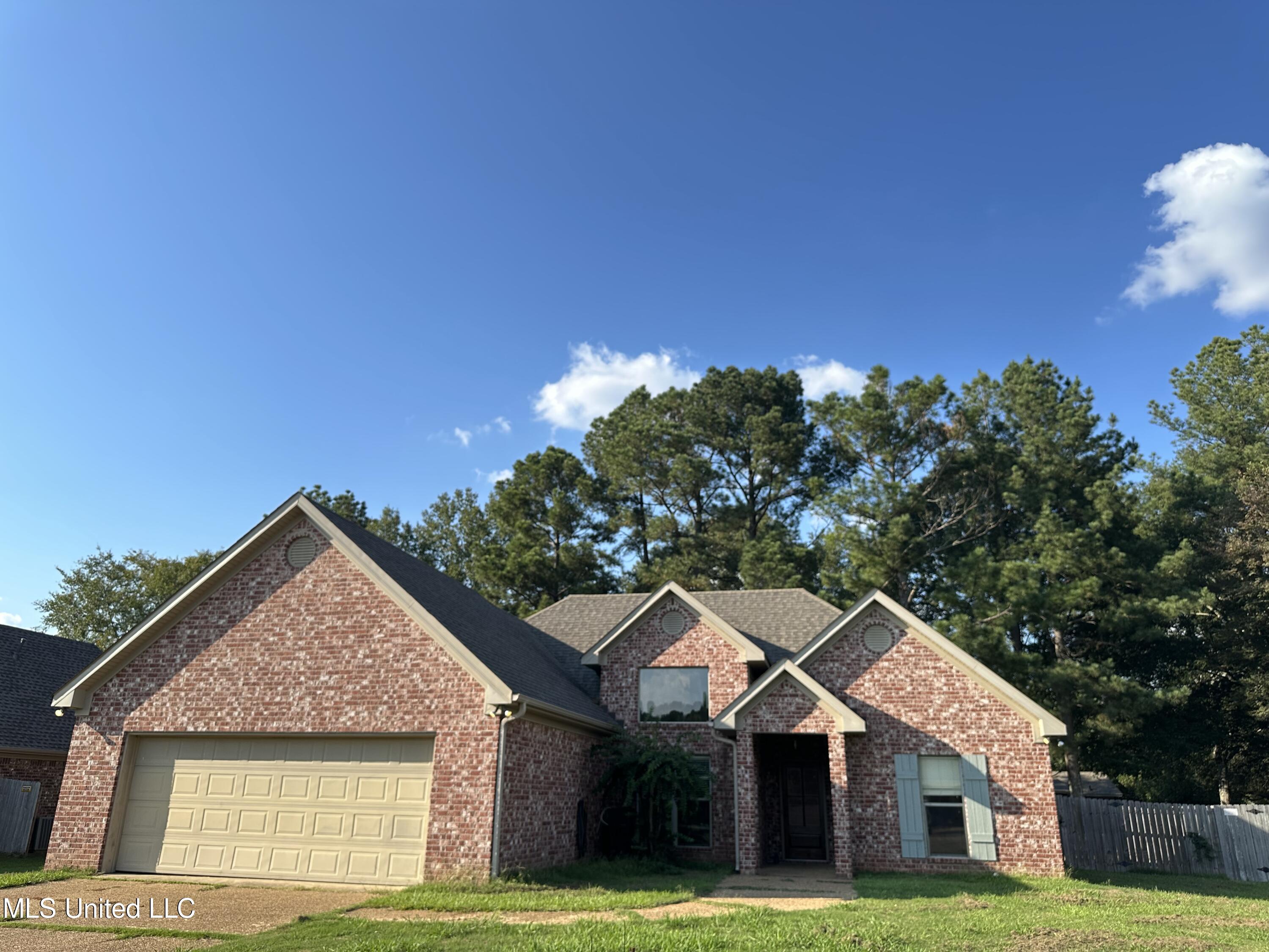 312 Bullock Circle, Richland, Mississippi image 1