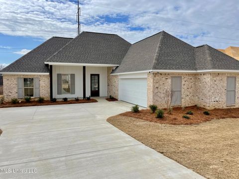 Homes For Sale - 196 Azure Drive<br/> Canton, MS 39046