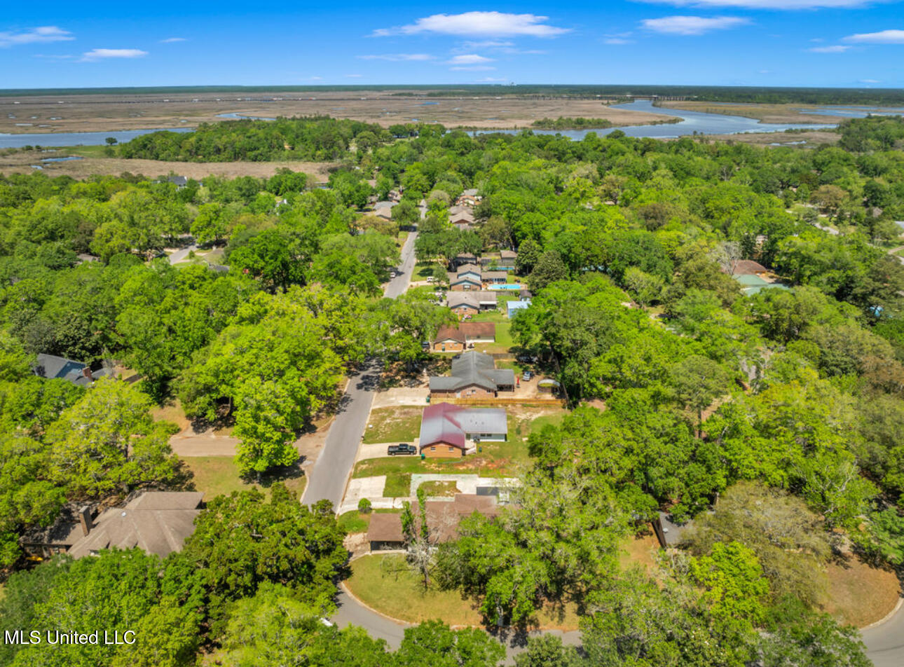 2723 Briarwood Circle, Moss Point, Mississippi image 44